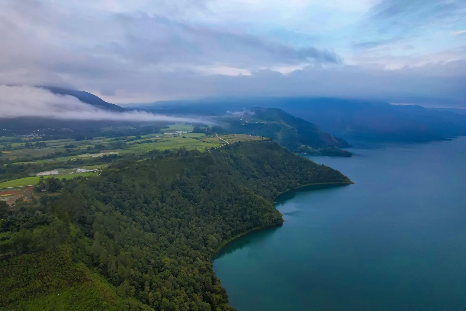 Toba — foto destinasi